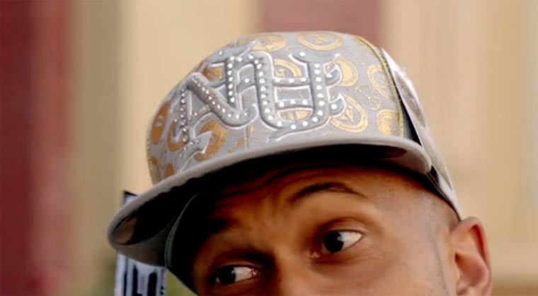 Duell der Baseballcaps dueling_hats 