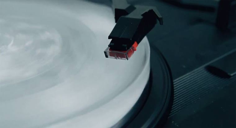 Shout Out Louds veröffentlichen Schallplatte aus Eis shoutoutlouds_Ice_Record 