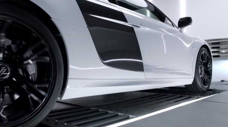 Raw Sound of the Audi R8 V10 Plus audi_r8 