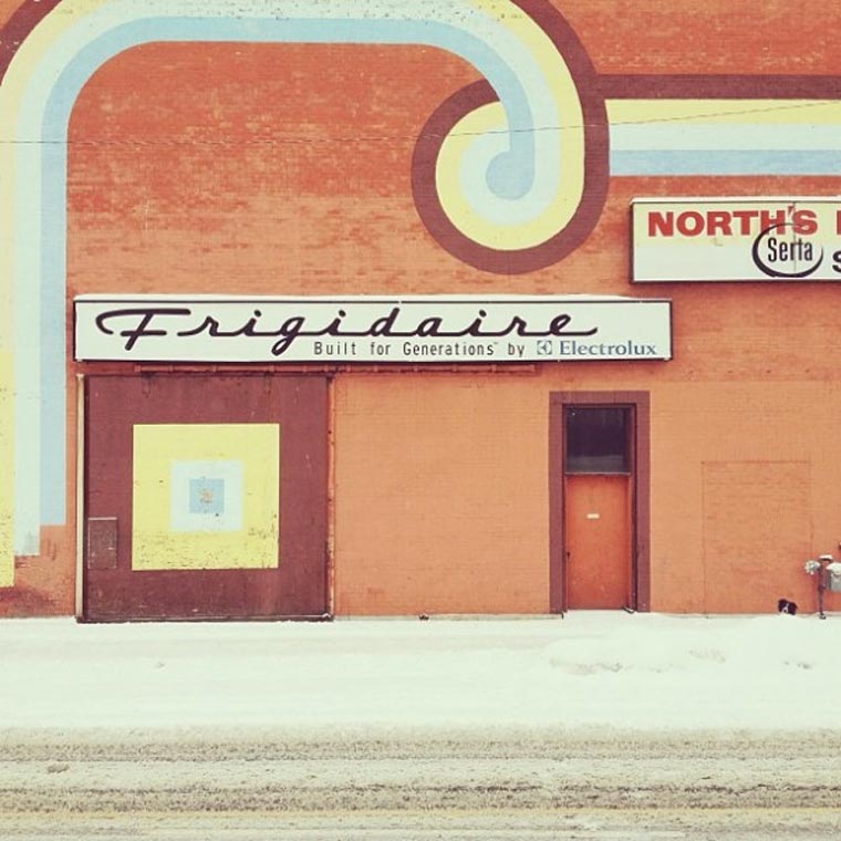 Findet Momo finding_Momo_01 