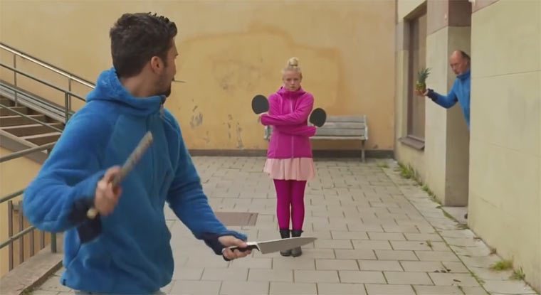 Der unmögliche Ping Pong-Messertrick pingpongmessertrick