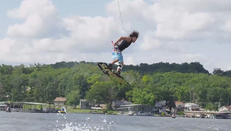 Wakeboarding Insanity wakeboarding_insanity 