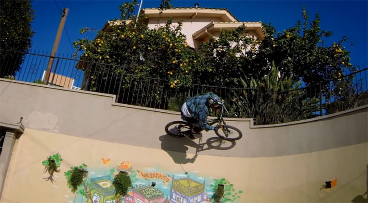 Genialer Mountainbike-Wallride wallride 