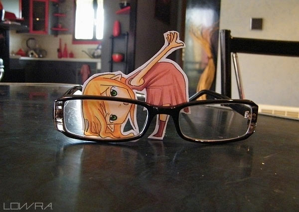 Interaktion mit Papierfiguren Lowra_06 