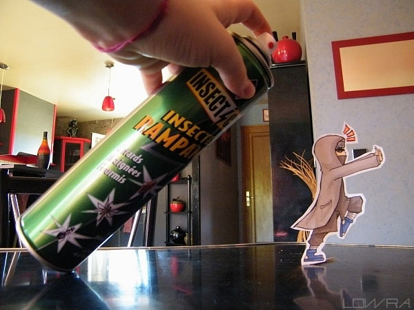 Interaktion mit Papierfiguren Lowra_08 