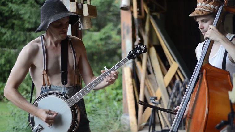 Thunderstruck Hillbilly Cover Thunderstruck-hillbilly 