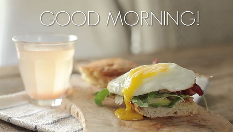 Spicy Egg & Avocado Breakfast Sandwich spicy_egg_sandwich 