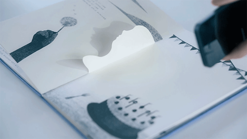 Buch der interaktiven Schatten Motion_Silhouette_04 