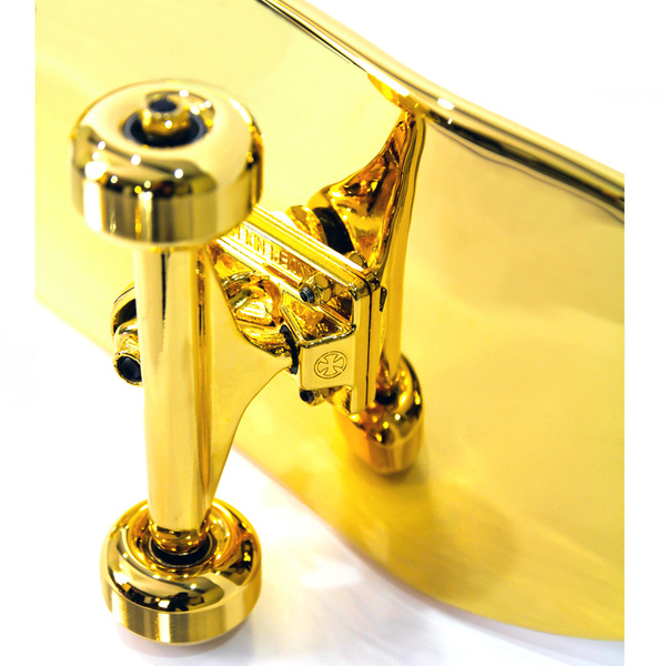 Skateboard aus purem Gold golden_Skateboard_02 