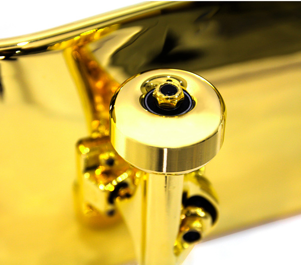 Skateboard aus purem Gold golden_Skateboard_03 