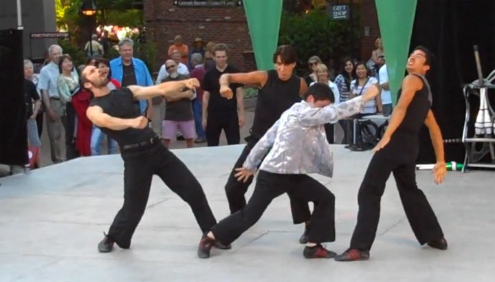 Akrobatischer Showkampf um eine Jacke OSF_Nanda_Jacket