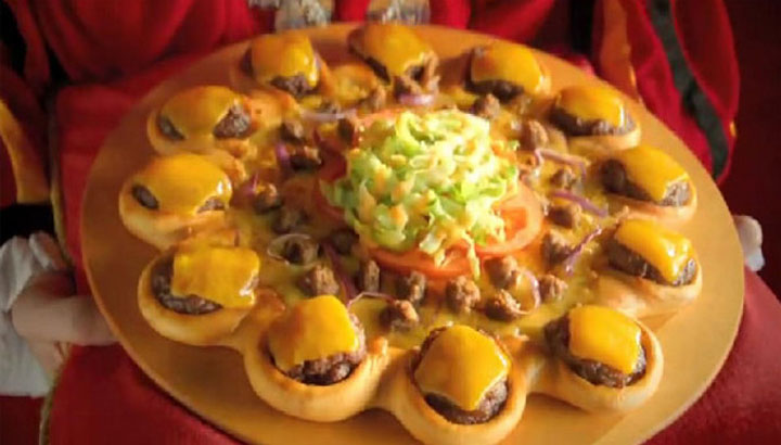 Pizza mit Cheeseburger-Rand Pizza_cheeseburgercrust_02 