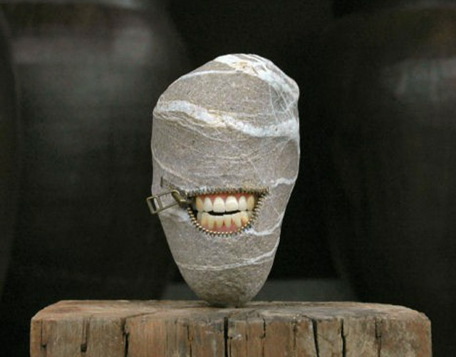 Steinskultpuren mit Biss stone_sculptures_ITO_01 