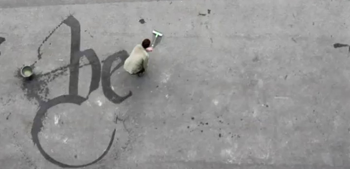 Calligraphy mit Wasser und Besen Water_calligraphy 