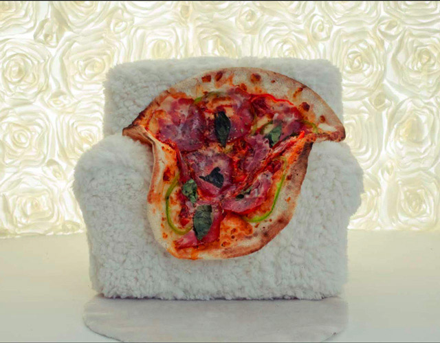 Lecker: Der Pizza Pinup-Kalender 2012 pizza_pinup_calender_2012_03