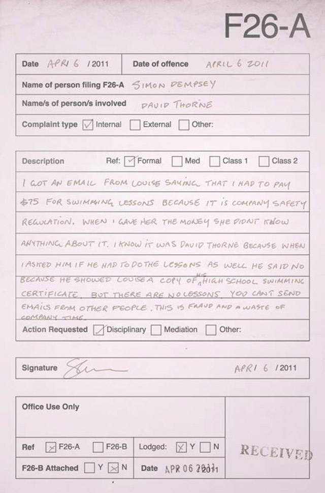 David Thorne wird abgemahnt. Zehn mal. David_Thorne_Complaints_09