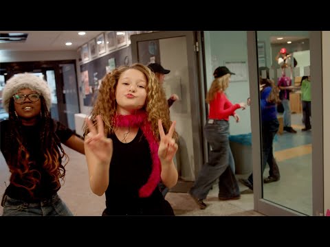 Neue kreative Musikvideos (88) lyteCache.php?origThumbUrl=https%3A%2F%2Fi.ytimg.com%2Fvi%2F-BWXRsF5DvQ%2Fhqdefault 