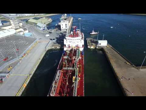 Durchs Nadelöhr schiffen lyteCache.php?origThumbUrl=https%3A%2F%2Fi.ytimg.com%2Fvi%2F86DcRY9-jWg%2Fhqdefault 