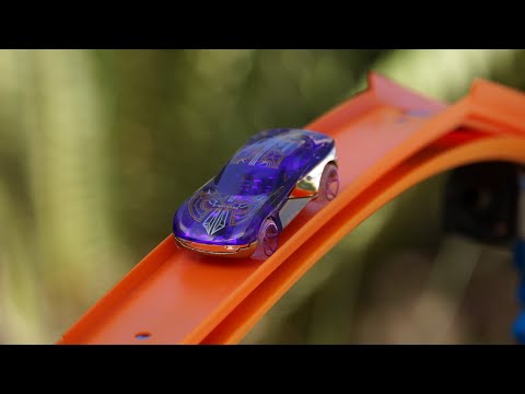 Hot-Wheels-Achterbahn quer durch den Garten lyteCache.php?origThumbUrl=https%3A%2F%2Fi.ytimg.com%2Fvi%2FB6fTMf4VwRY%2Fhqdefault 