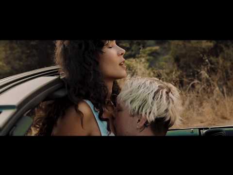 The Hunna & Coasts spielen vier Shows in Deutschland lyteCache.php?origThumbUrl=https%3A%2F%2Fi.ytimg.com%2Fvi%2FBJ5QHI4GreE%2F0 