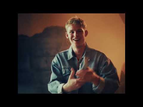 LEGO Game Boy lyteCache.php?origThumbUrl=https%3A%2F%2Fi.ytimg.com%2Fvi%2FFji-GpE_w4A%2Fhqdefault 