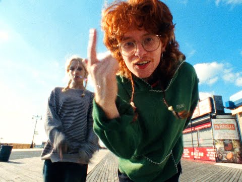 Cavetown feat. Chloe Moriondo - "Sailboat" lyteCache.php?origThumbUrl=https%3A%2F%2Fi.ytimg.com%2Fvi%2FKaHvNbId7BY%2Fhqdefault 