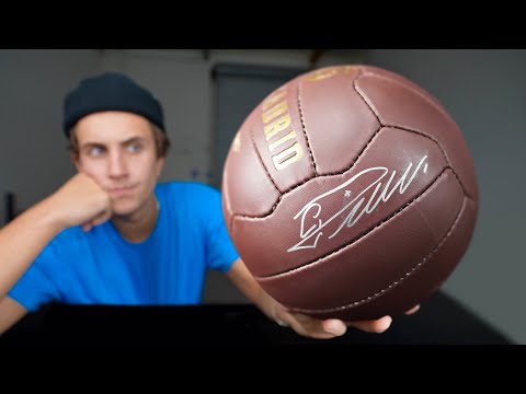 Marko Terzo macht Sneaker aus Basketbällen und Fußbällen lyteCache.php?origThumbUrl=https%3A%2F%2Fi.ytimg.com%2Fvi%2FLs0ug5jflq4%2Fhqdefault 
