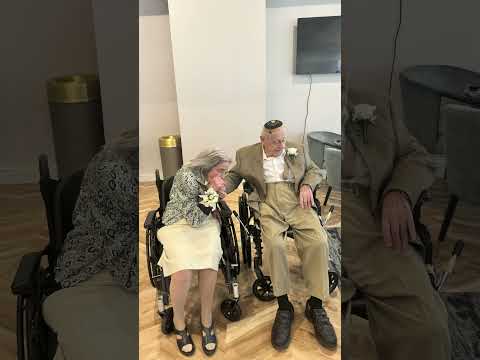 Das älteste Hochzeitspaar der Welt lyteCache.php?origThumbUrl=https%3A%2F%2Fi.ytimg.com%2Fvi%2FO7zBqRLxwno%2Fhqdefault 