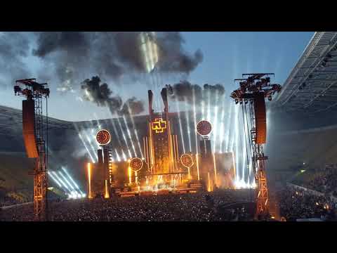 Timelapse-Video: Stadionumbau für Rammstein-Konzert lyteCache.php?origThumbUrl=https%3A%2F%2Fi.ytimg.com%2Fvi%2FOgc83cnKKTc%2Fhqdefault 