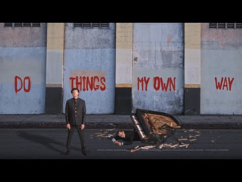 Neue kreative Musikvideos (87) lyteCache.php?origThumbUrl=https%3A%2F%2Fi.ytimg.com%2Fvi%2FPdY_rx-TOWE%2Fhqdefault 