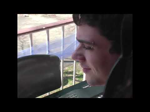 Früher Live-Auftritt: MGMT spielt "Kids" im Jahr 2003 lyteCache.php?origThumbUrl=https%3A%2F%2Fi.ytimg.com%2Fvi%2FVhg7ZcIr16U%2F0 