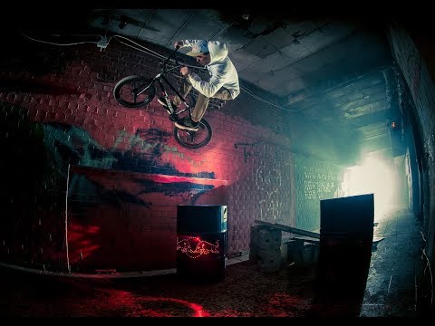 BMX trifft auf Stranger Things lyteCache.php?origThumbUrl=https%3A%2F%2Fi.ytimg.com%2Fvi%2FVvOv1ieMzVc%2Fhqdefault 