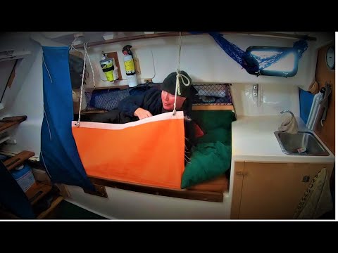 Der Tagesablauf eines Solo-Langstrecken-Seglers lyteCache.php?origThumbUrl=https%3A%2F%2Fi.ytimg.com%2Fvi%2FY0zNTG8DPTM%2Fhqdefault 