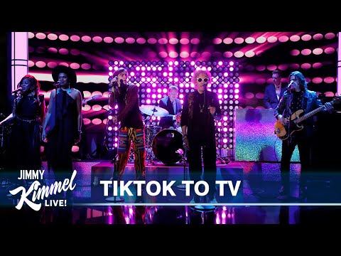 Sohn entdeckt 43 Jahre alten Song des Vaters, geht viral & spielt live bei Jimmy Kimmel lyteCache.php?origThumbUrl=https%3A%2F%2Fi.ytimg.com%2Fvi%2F_rQpR-B3_mk%2Fhqdefault 