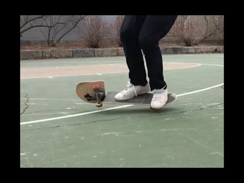 Die skurrilen Tricks von Skateboarder Matt Tomasello lyteCache.php?origThumbUrl=https%3A%2F%2Fi.ytimg.com%2Fvi%2Fc2zIto55QlQ%2Fhqdefault 