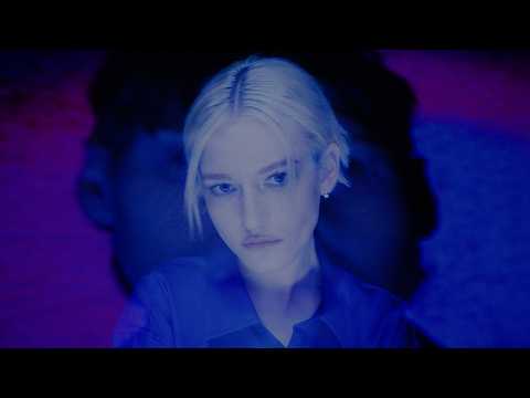 Neue kreative Musikvideos (98) lyteCache.php?origThumbUrl=https%3A%2F%2Fi.ytimg.com%2Fvi%2FeV_iGKxEXqY%2Fhqdefault 