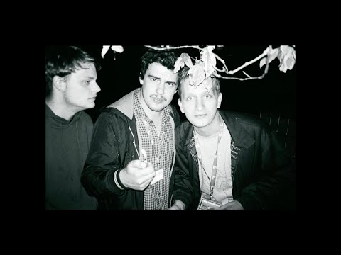 Album-Kurzreviews September 2022: Neues von Kraftklub, Max Prosa, Pabst & mehr lyteCache.php?origThumbUrl=https%3A%2F%2Fi.ytimg.com%2Fvi%2Fg70ROZ_cNww%2Fhqdefault 