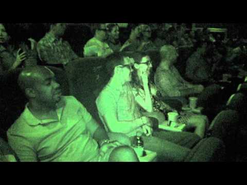 The Walking Dead: Promo-Zombie im Kinosaal lyteCache.php?origThumbUrl=https%3A%2F%2Fi.ytimg.com%2Fvi%2Fgb3I4R58oZ0%2Fhqdefault 