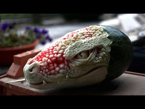 Drachenkopf aus Wassermelone schnitzen lyteCache.php?origThumbUrl=https%3A%2F%2Fi.ytimg.com%2Fvi%2FgmnyFddwFDI%2Fhqdefault 