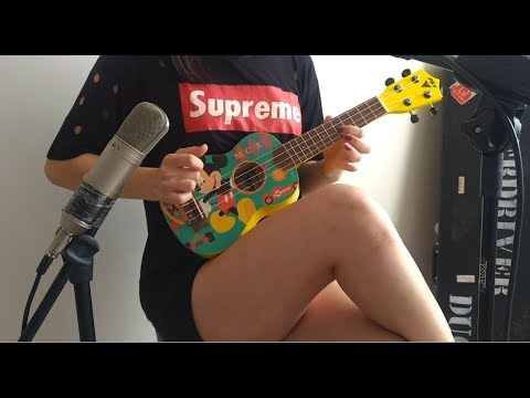 Ukulele-Cover bekannter Rocksongs lyteCache.php?origThumbUrl=https%3A%2F%2Fi.ytimg.com%2Fvi%2FhqTBxTqbInk%2Fhqdefault 