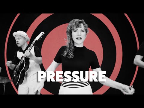 Musikvideo: Marina & The Kats - "Pressure" lyteCache.php?origThumbUrl=https%3A%2F%2Fi.ytimg.com%2Fvi%2Fm3QEWONThH4%2Fhqdefault 