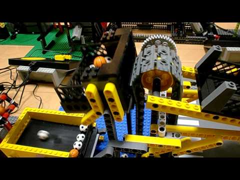 LEGO-Technik-Maschine: Kreislauf der Bälle lyteCache.php?origThumbUrl=https%3A%2F%2Fi.ytimg.com%2Fvi%2FrWd3vgLaA_M%2Fhqdefault 