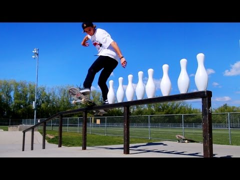 Bowling-Trickshots im Skatepark lyteCache.php?origThumbUrl=https%3A%2F%2Fi.ytimg.com%2Fvi%2FruJtwHW0lR4%2Fhqdefault 