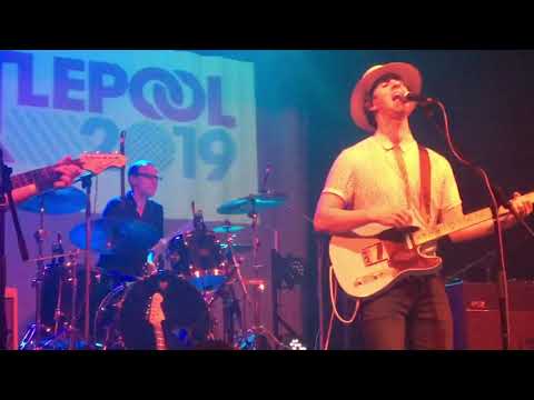 kurzweil-ICH: Sänger Paul Smith im Interview lyteCache.php?origThumbUrl=https%3A%2F%2Fi.ytimg.com%2Fvi%2Fy6rQ11q8SSU%2Fhqdefault 