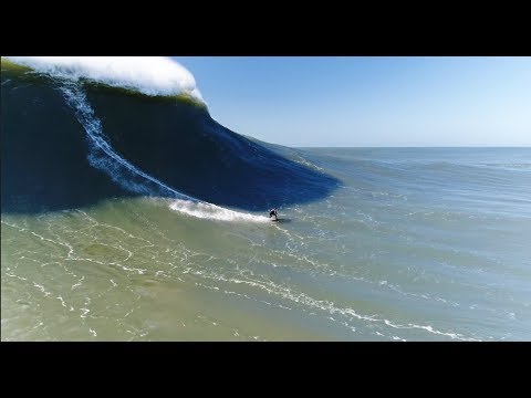 Drohne filmt Surfer beim 20-Meter-Wellenritt lyteCache.php?origThumbUrl=https%3A%2F%2Fi.ytimg.com%2Fvi%2FyTob1CPeL6I%2Fhqdefault 