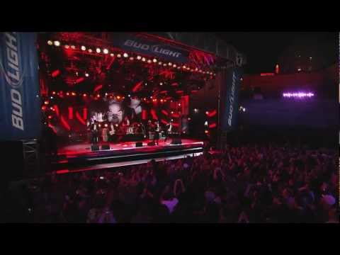 Zwei neue The Hives-Songs