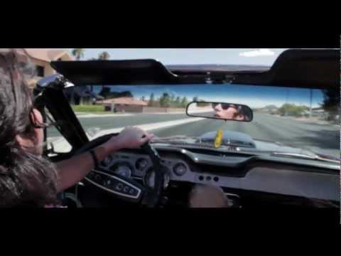 L-Vis 1990 – Lost In Love