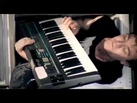 Matt & Kim – Daylight & Yea Yeah