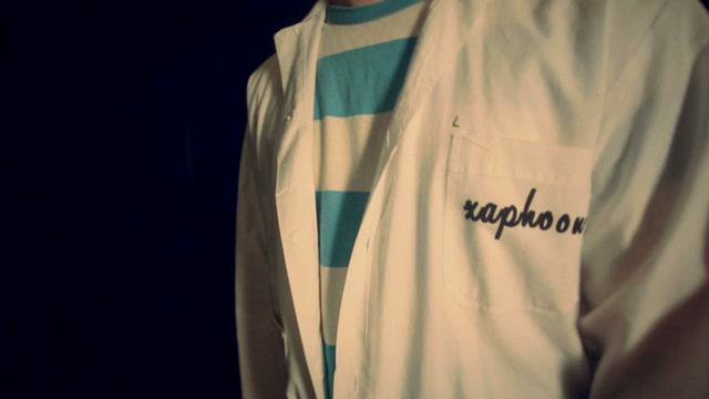 Chiddy Bang ft. Ellie Goulding – Under The Sheets