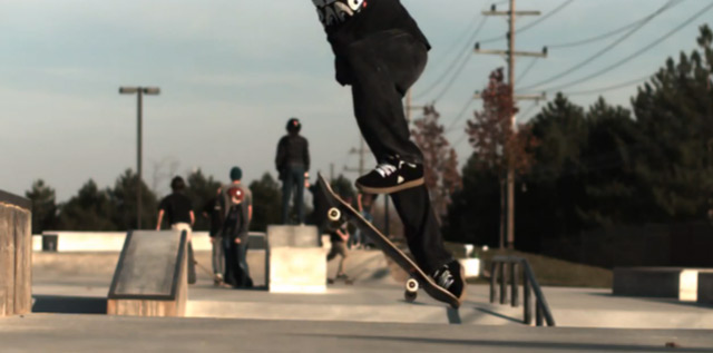 720° Double Kickflip in Super-Slowmotion